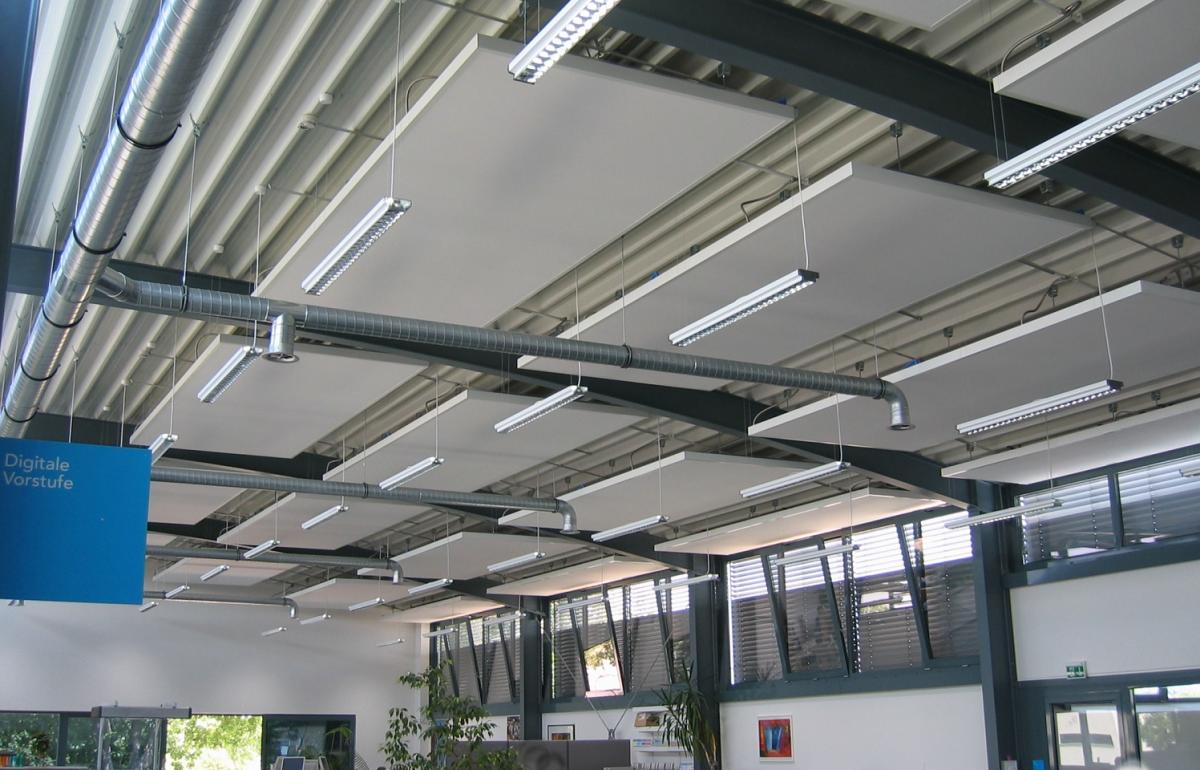 Metallsegel - Decke | Clina Heiz- und Kühlelemente GmbH